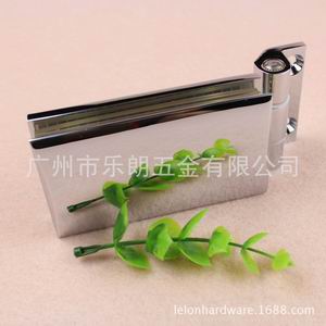 淋浴房隔斷玻璃夾哪家好？
